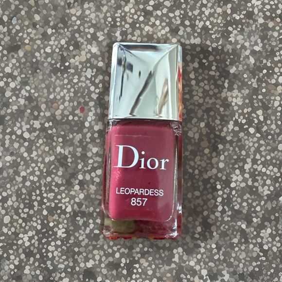 DIOR Leopardess 857 Glossy Long Wear Gel Effect Nail Polish Size 10 ml NWOB - Picture 1 of 2
